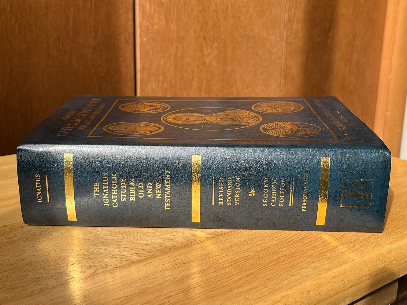 Ignatius Catholic Study Bible - Personal Size - Bonded Leather - Image 4